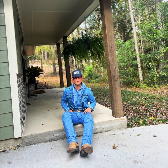 Meet your Posher, Calob - Picture 10 of 16